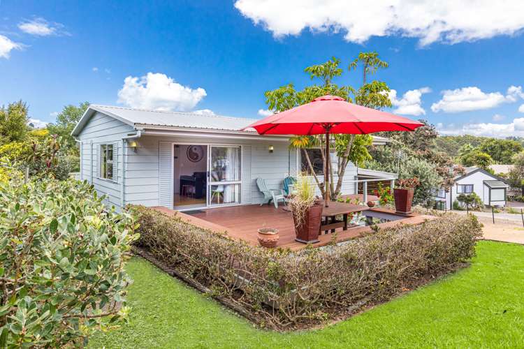 4 Hartley Avenue Onetangi_3