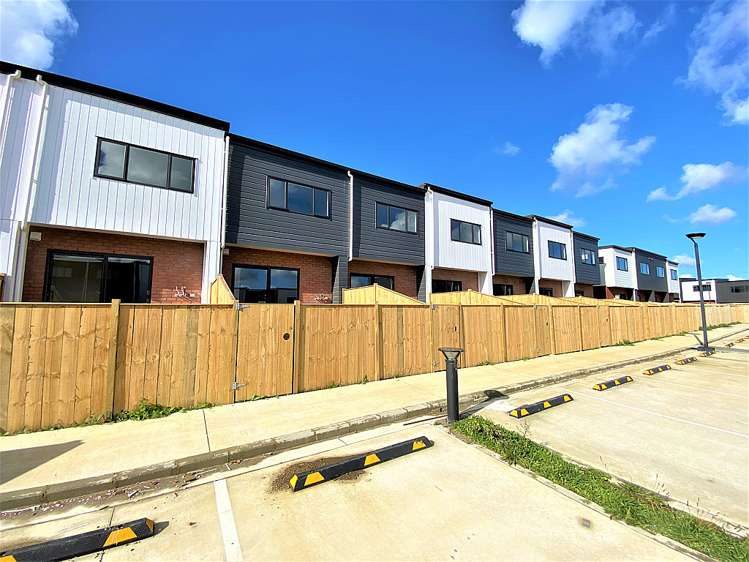 7 Hearth Street Flat Bush_10