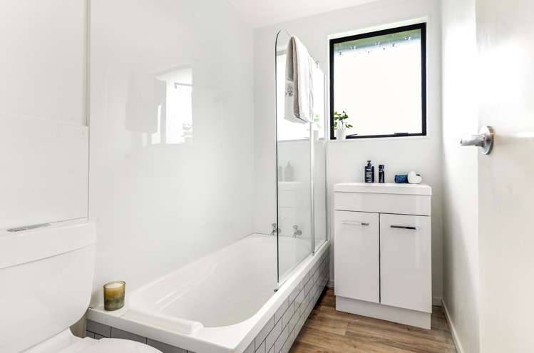 79 Moore Street Leamington_10