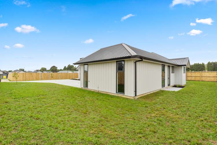 15 Patty Lane Patumahoe_21