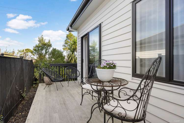 7 Syd Grant Crescent Orewa_21