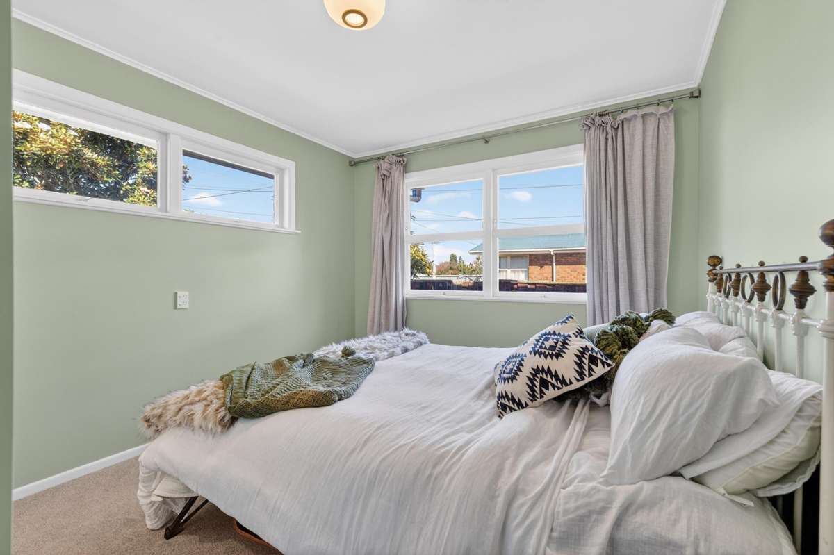 102 Mount View Road_2