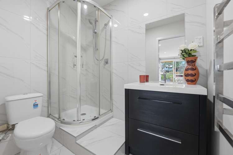7A Sailfish Drive West Harbour_11
