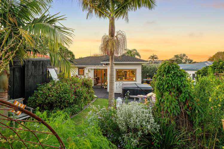 11 Himikera Avenue Avondale_33