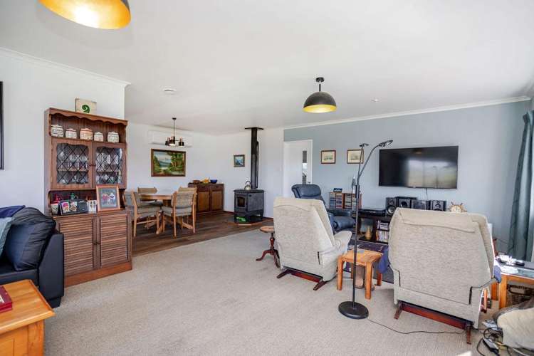 42 Cowper Side Road Dannevirke_12