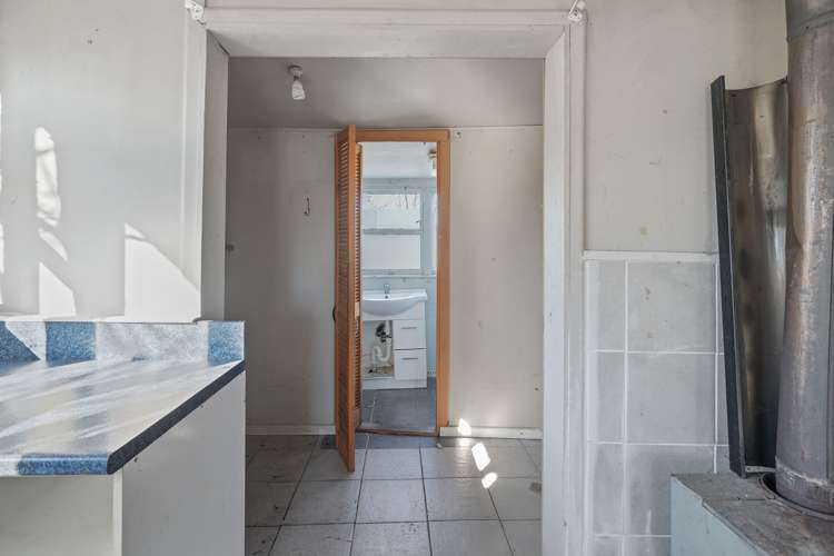 290 Pages Road Wainoni_6