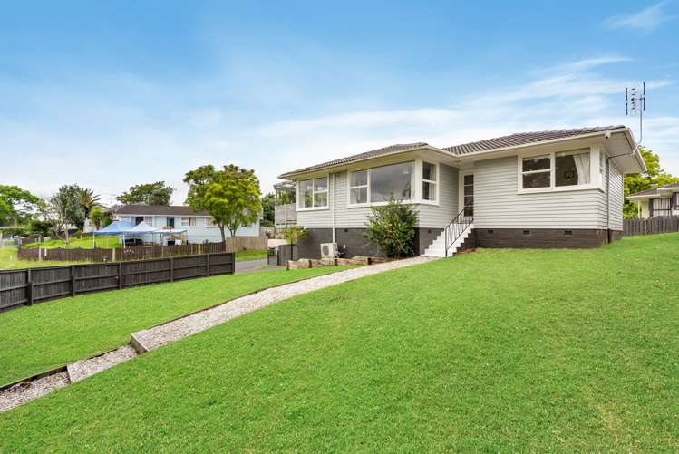 32 Hobart Crescent Wattle Downs_13