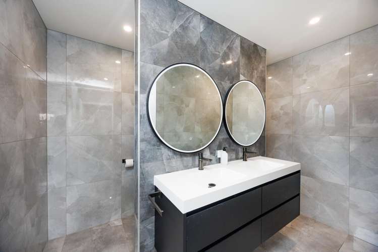 37 Vaucluse Heights Fitzherbert_22