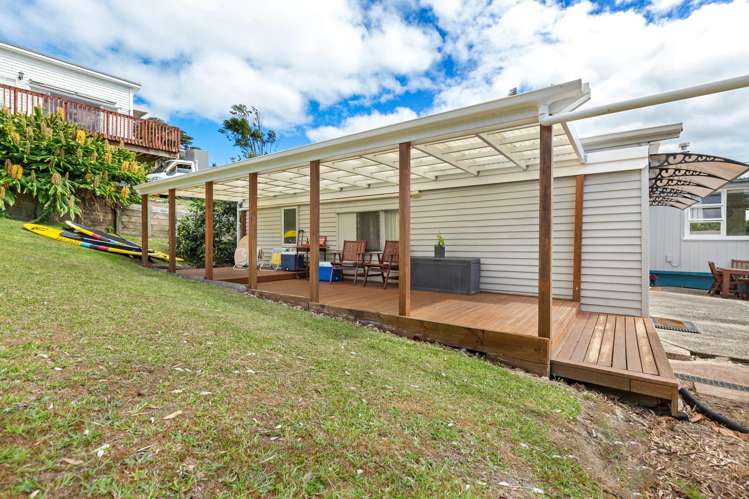 24 Alison Road Surfdale_27