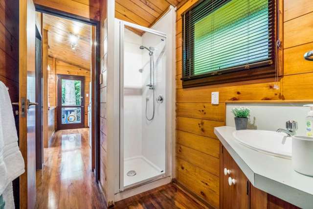 230A Atkinson Road Titirangi_3