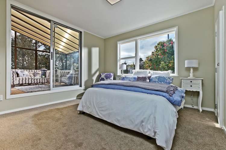 61 Captain Scott Road Glen Eden_11