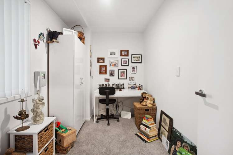 2A/84 Gunner Drive Te Atatu Peninsula_9