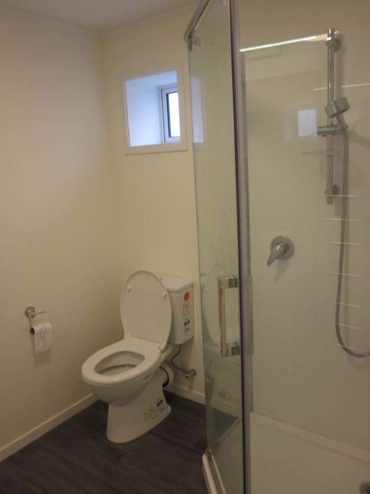 4/420 Beach Road Mairangi Bay_10