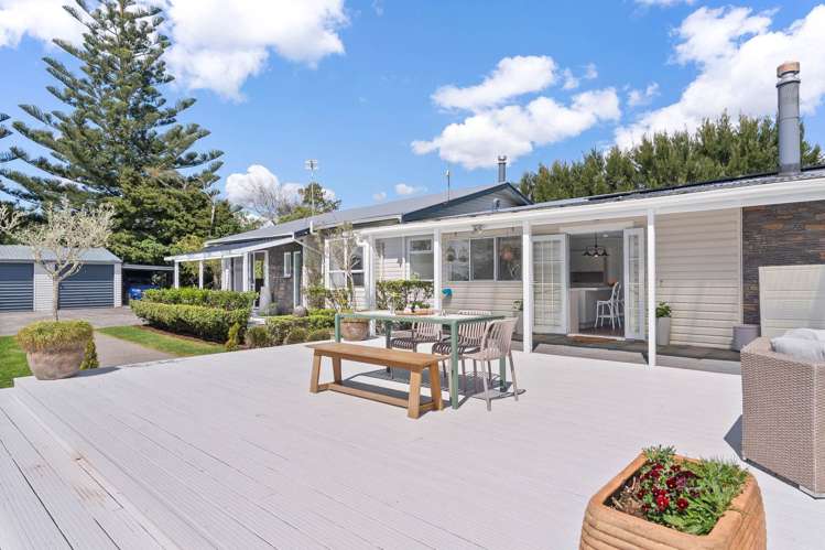 1402 Glenbrook Road Glenbrook_12