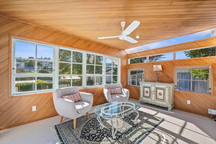 29 Queens Parade Devonport_15