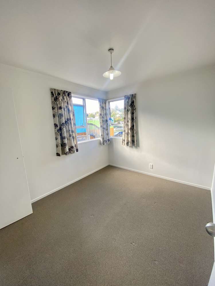 64 Moore Street Hillcrest_11