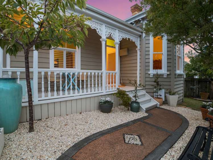 39 Ewen Alison Avenue Devonport_0