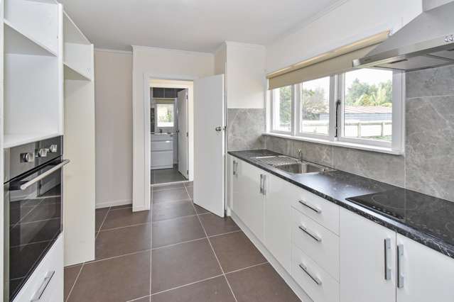 32 Harwood Crescent Otara_4