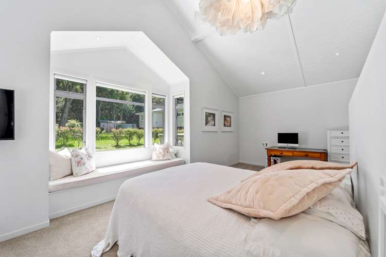 38 Awanui Crescent Matakana_12