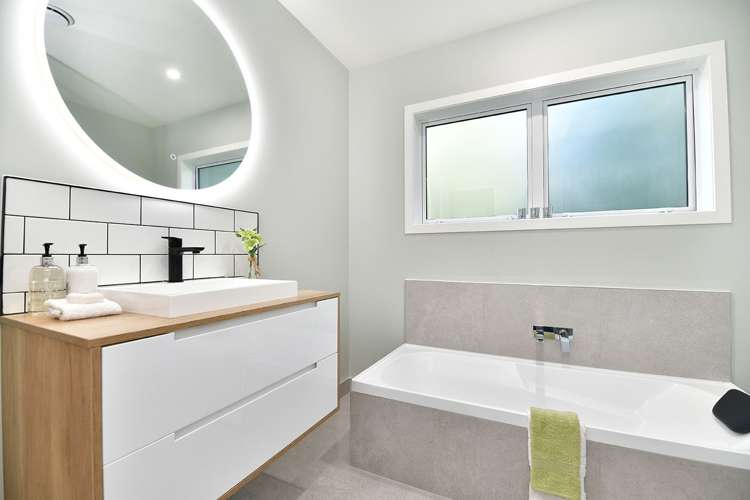 5 Whale Cove Stanmore Bay_16