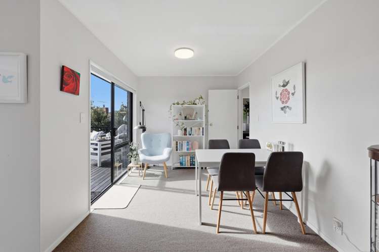 2/102 Sandspit Road Shelly Park_10