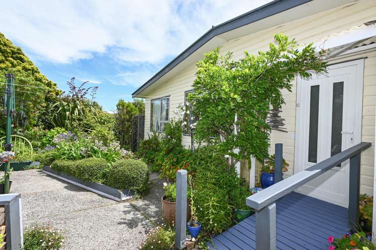 10 Whitcombe Terrace Hokitika_14