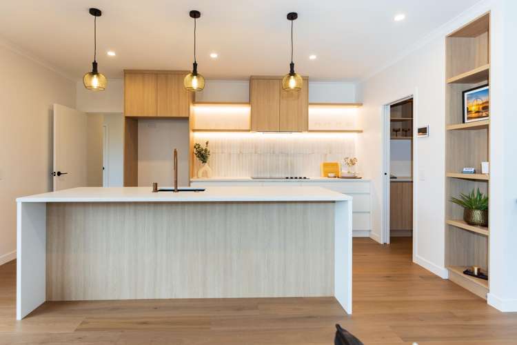 369 Te Taruna Drive_5