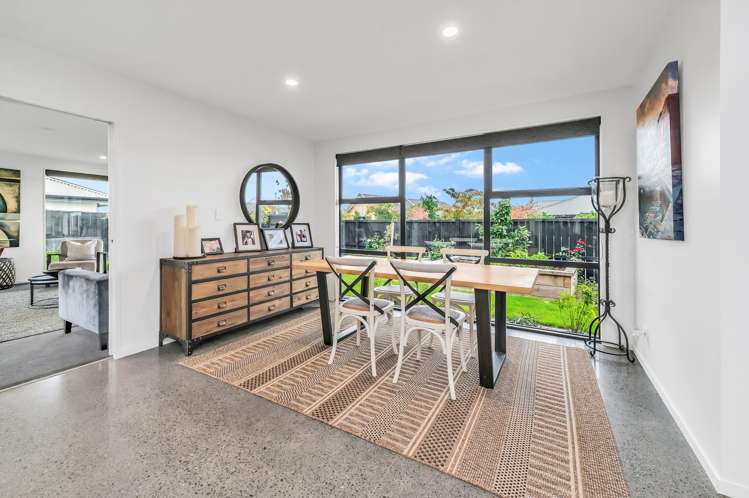 10 Verdeco Boulevard Lincoln_17