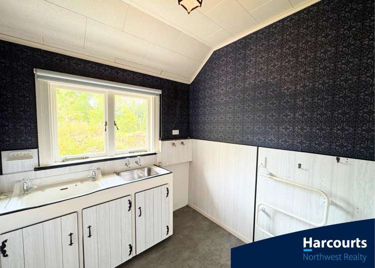 86 Tawa Road Kumeu_13