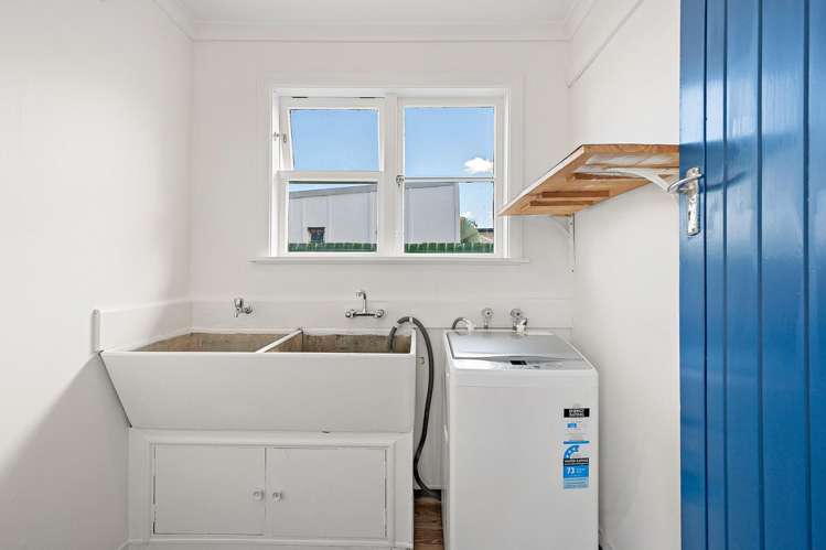 19 East Street Petone_10