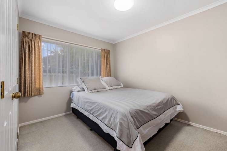 17 John Lister Close Golflands_18