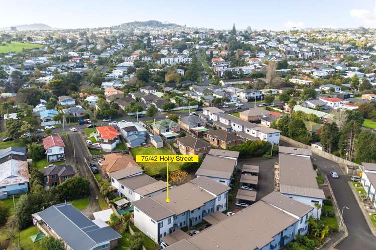 75/42 Holly Street Avondale_17