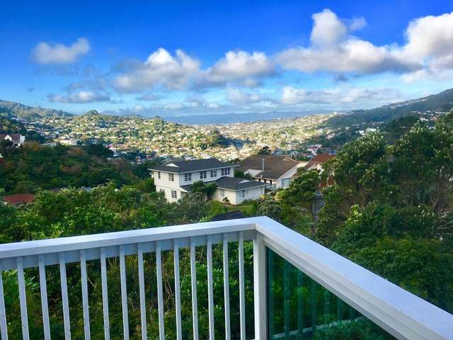 92 Thurleigh Grove Karori_2