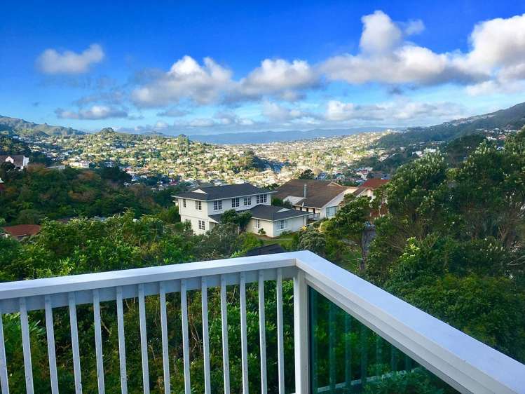 92 Thurleigh Grove Karori_2