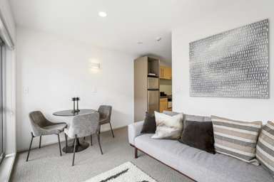 325/4 Wagener Place_3