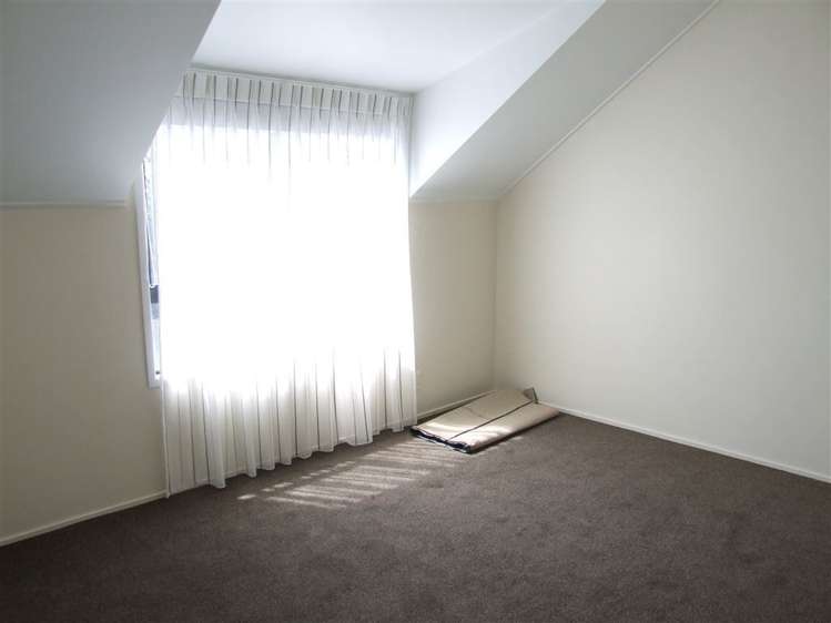 6/64a Birkdale Road Birkdale_8