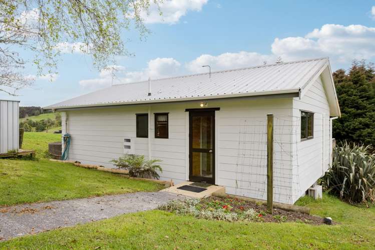 438 Blackbridge Road Dairy Flat_15