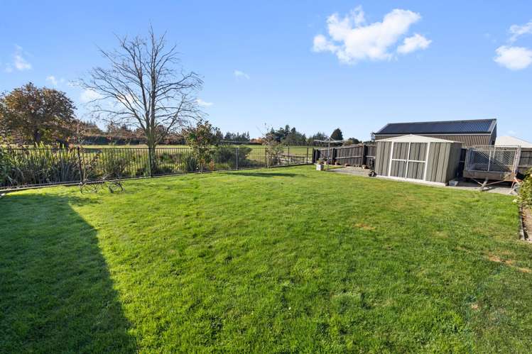 23 Redhaven Rise Netherby_28