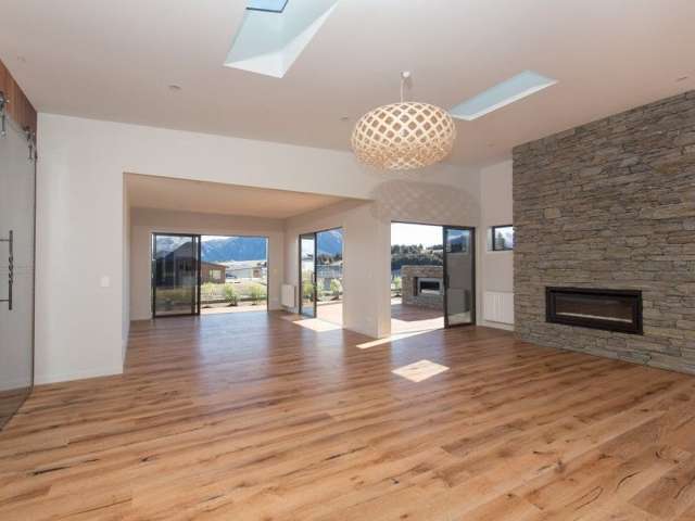 7 Edgewood Place Wanaka_2