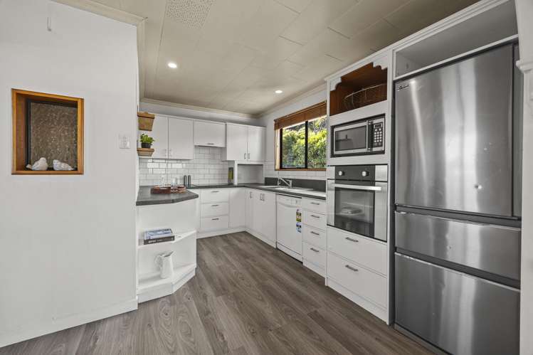 13 Seaview Road Brighton_8