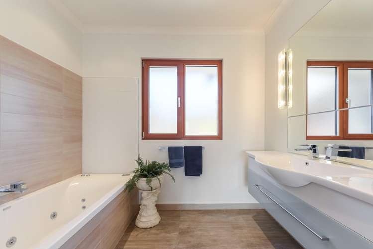 55 Redvale Road Redwood Valley_19