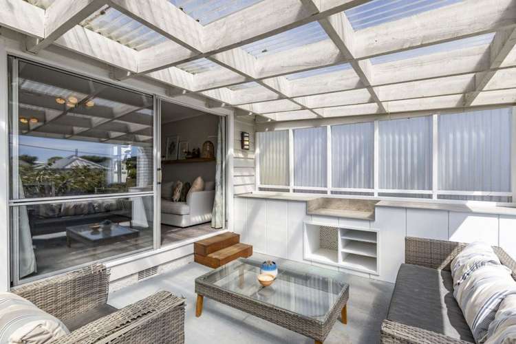 8 Pandora Street North New Brighton_11