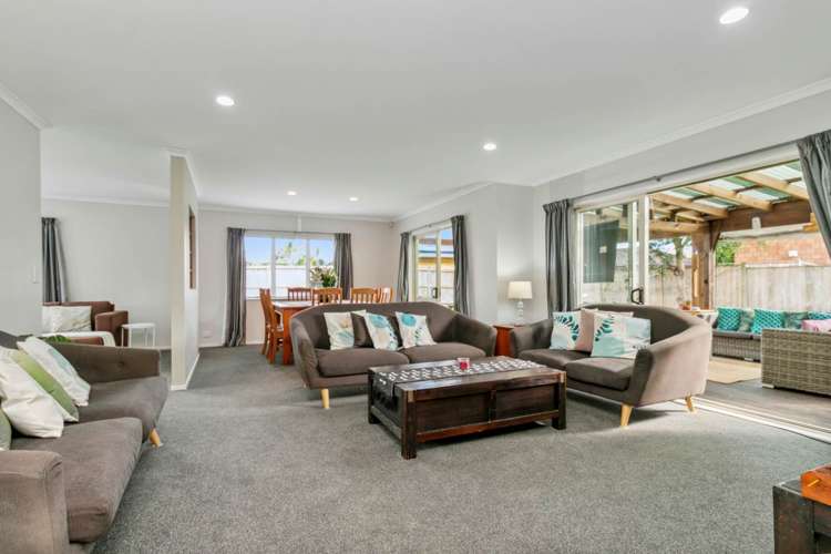 12 Fergy Crescent Wattle Downs_1