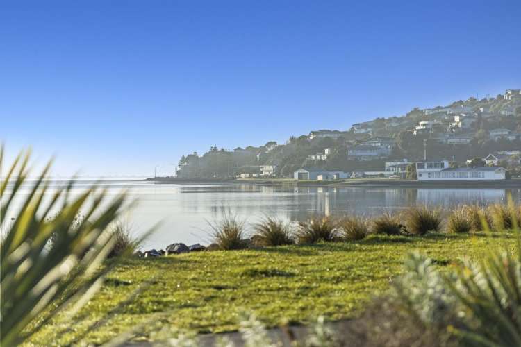 7/5 Tidal View Ferrymead_23