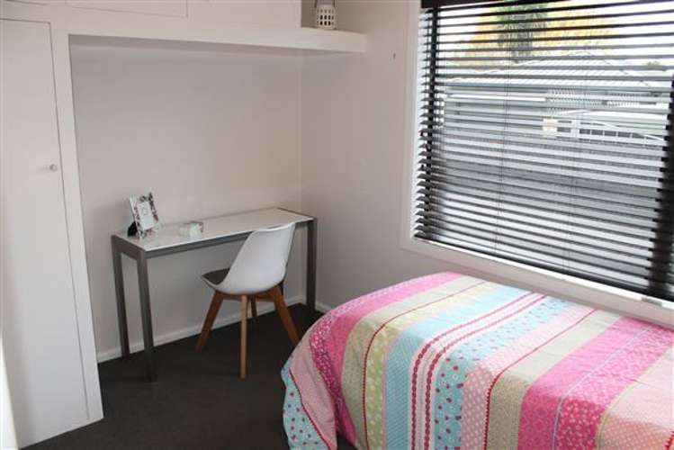 27 Dunedin Street Redwood_9