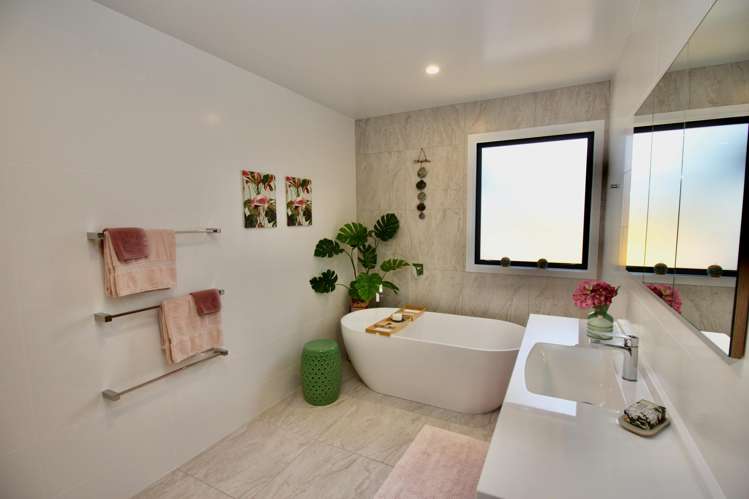 45 Leeward Drive Whitianga_16