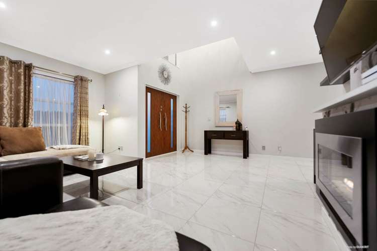 19 Castlebane Drive Flat Bush_19