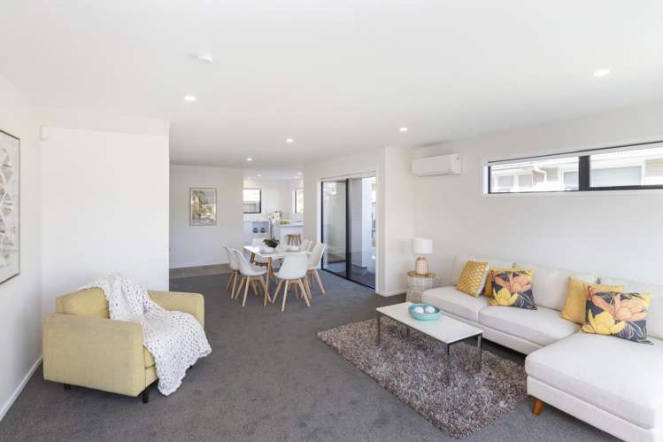 1-2/464 Gloucester Street Linwood_13
