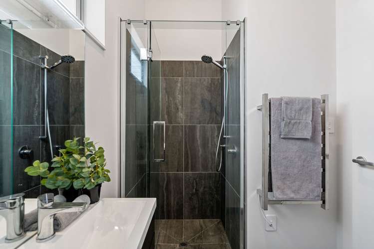 2/30 Pirie Street Mount Victoria_8