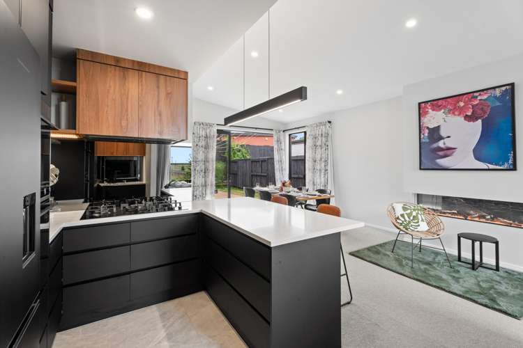 49 Earp Crescent Chartwell_18